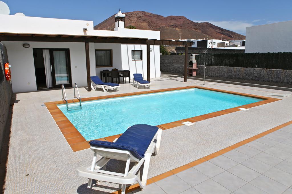 Villas Burgado Playa Blanca  Exteriör bild